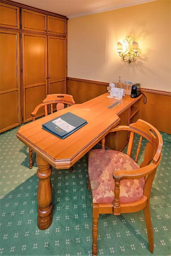 Parkhotel Traunstein 3*,  Germany
